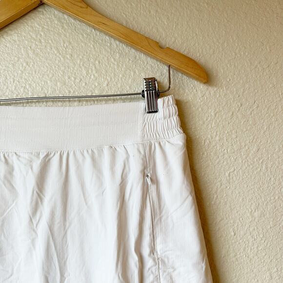 Lululemon Hotty Hot High Rise Skirt Long White sz 10 - Picture 4 of 10